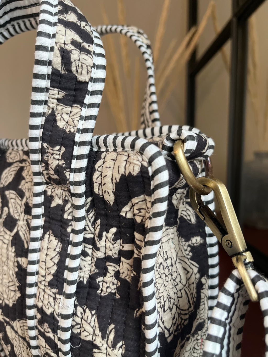 Midnight Fleur Quilted Tote Bag NCU0PTT1721
